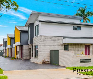 2/4 Harold Street, Fairfield, NSW 2165 - Photo 2