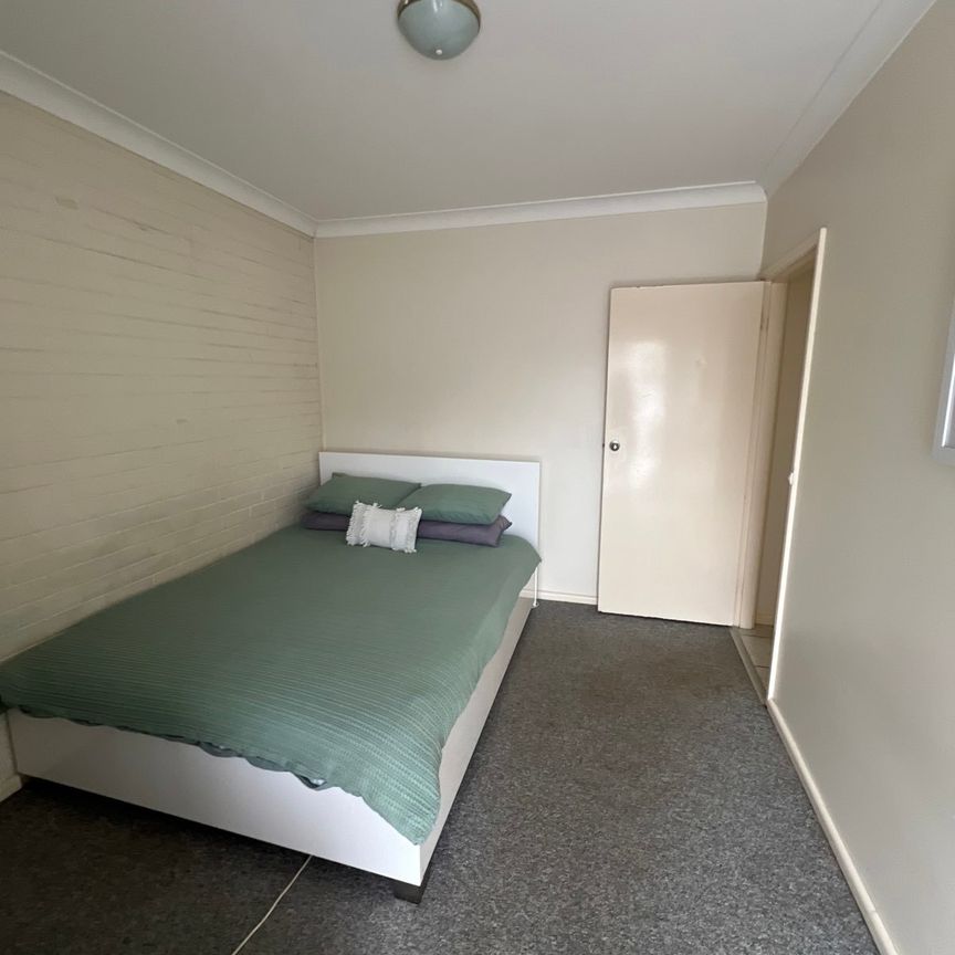 Tidy 2Bed Unit - Photo 1