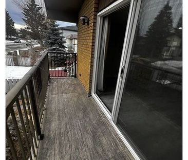 Newly Renovated Main Floor | 7422 36 Avenue Northwest, Calgary - Photo 1