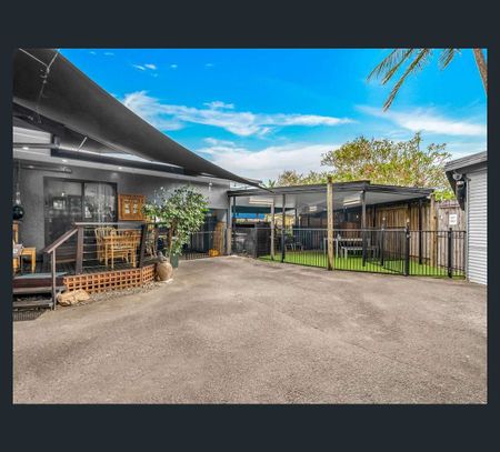 110 Pease Street, Manoora, Qld 4870 - Photo 4