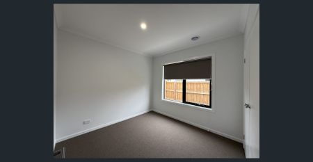 Modern Family Home! - Photo 2