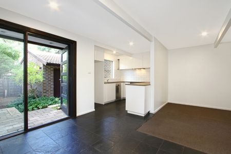 7/53 Elimatta Street, Braddon ACT 2612 - Townhouse For Rent - $820 | Domain - Photo 3