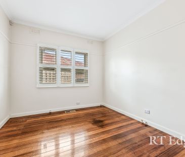 A Regent Lifestyle of Immediate Quality! - Photo 6