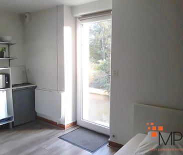 Location Appartement 1 pièce 12m² - Photo 4