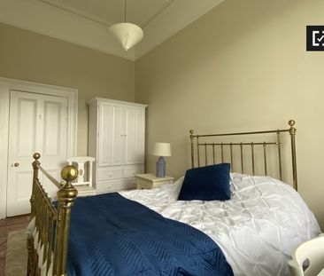 Room for rent in 5-bedroom house in Dublin - Photo 5