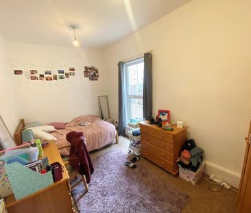 7 bedroom terraced house to rent - Photo 2