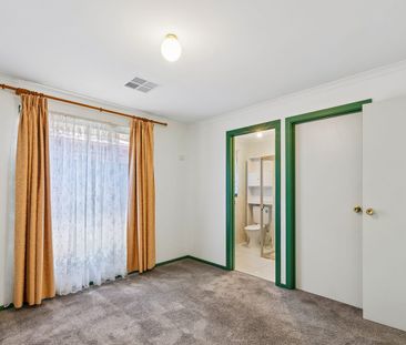 Comfortable 4 Bedroom Home with Secure Parking & Entertaining Area.... - Photo 4