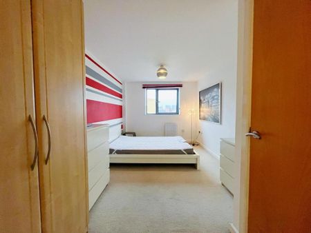 2 bedroom flat to rent - Photo 5