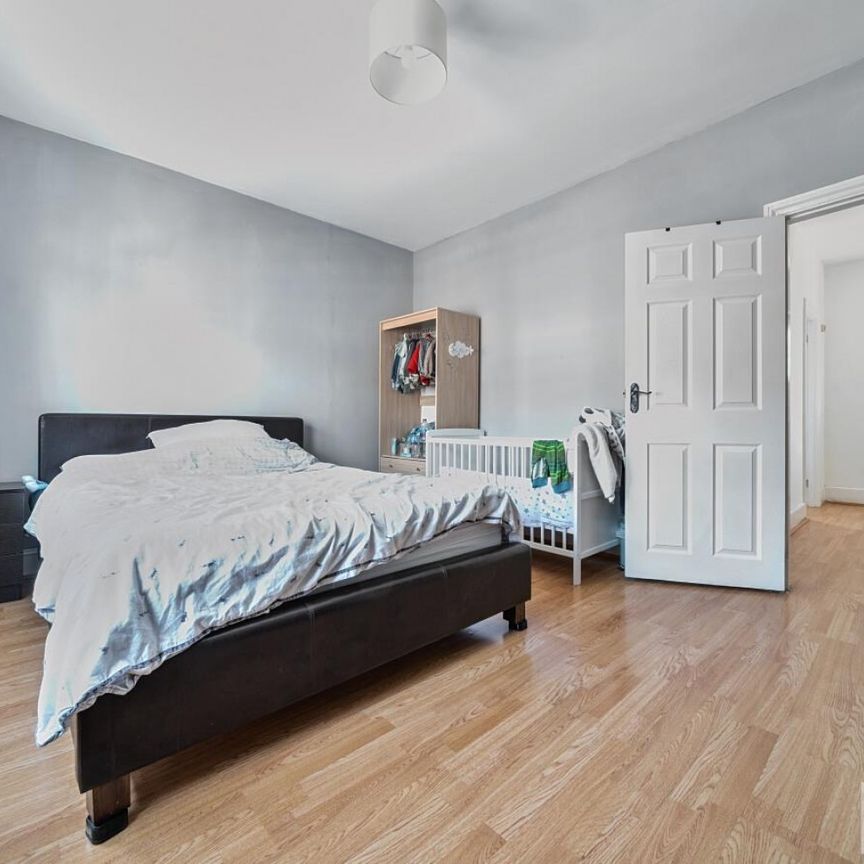 2 bedroom House To Let Total Size: 894 SQ FT - Photo 1