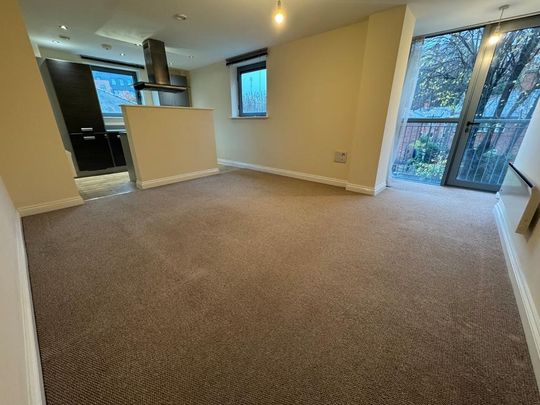 2 bedroom flat to rent - Photo 1