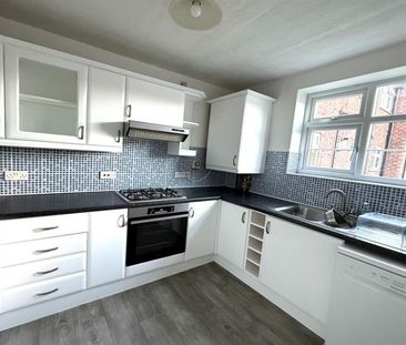 2 Bedroom Apartment To Let - Photo 6