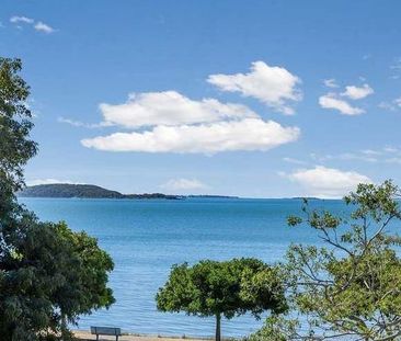 LOW MAINTENANCE 2 BEDROOM UNIT WITH PRIVATE BALCONY BOASTING OCEAN ... - Photo 5