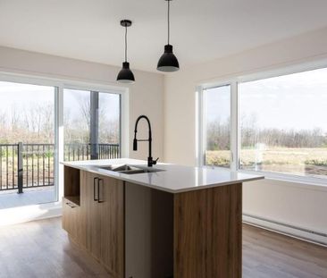 NOUVEAU! APPARTEMENT 4½ À BROWNSBURG - Photo 2