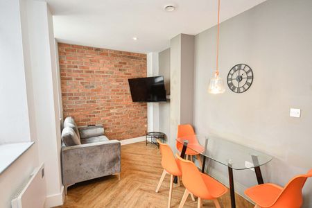 Blackfriars Road - Photo 2