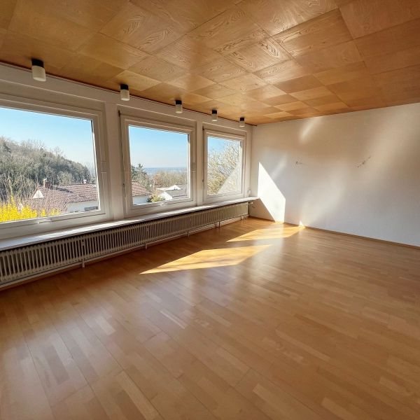 FREISTEHENDES 1-FAMILIENHAUS MIT SEE UND BERGSICHT! - Photo 1