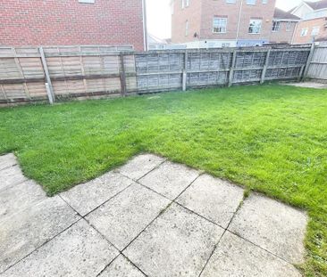 2 bedroom semi-detached house to rent - Photo 5