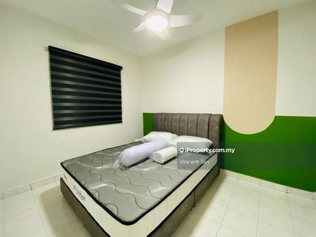 Flora Damansara Apartment, Damansara Perdana - Photo 2