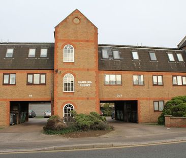 Fletton Avenue, Peterborough - Photo 2
