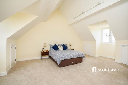3 bedroom detached house to rent - Photo 3