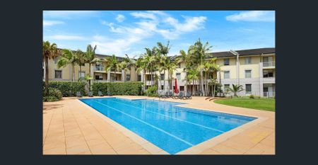 Spacious Apartment with Leafy outlook in the Resort Style Kings Bay Estate - Photo 4