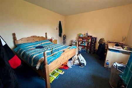 Swaythling, SO17 - Photo 3