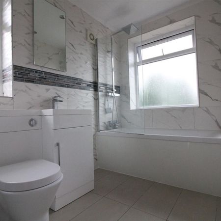 Hillbourne Close, Hayes - Photo 4