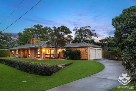 Large four bedrooms house, close to school - Photo 5