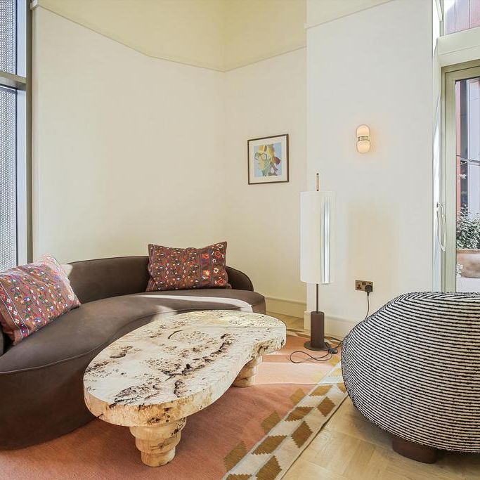 Studio to rent - Photo 1