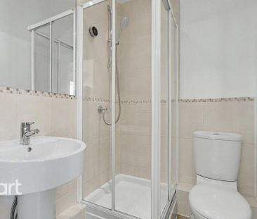 4 bedroom terraced house to rent - Photo 6