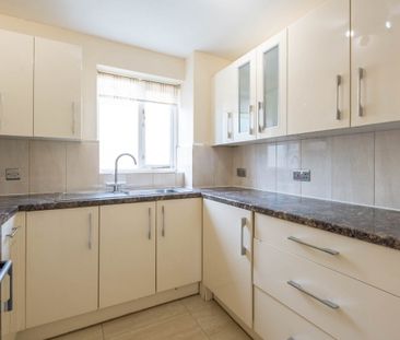 2 Bed Flat, Colgate House, SE8 - Photo 6