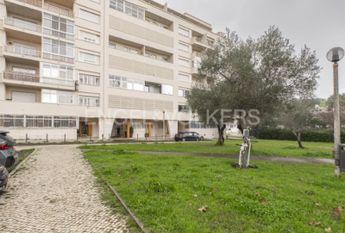 Apartamento T4 em Lisboa