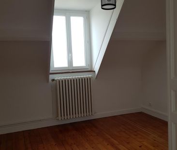 QUETTREVILLE SUR SIENNE bourg, APPARTEMENT deux pièces, au 2e étage - Photo 4