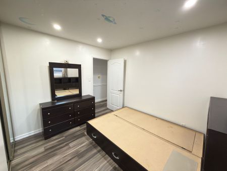 For Lease - 21 Greenwood Crescent, Brampton, Ontario - Photo 4