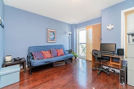 For Lease - 22 Market Garden Mews, Toronto, Ontario - Photo 2