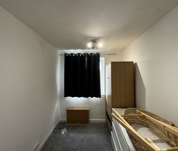 Court Lodge Road, Horley - Photo 5