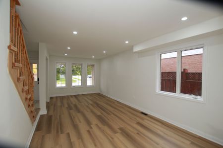 For Lease - 226 Equator Crescent, Vaughan, Ontario - Photo 2