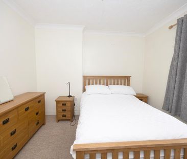 64 Lough Road, Lurgan, BT66 6JJ - Photo 5