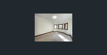 Spacious 2-bedroom apartment - Photo 2