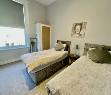 2 bedroom property to rent - Photo 4