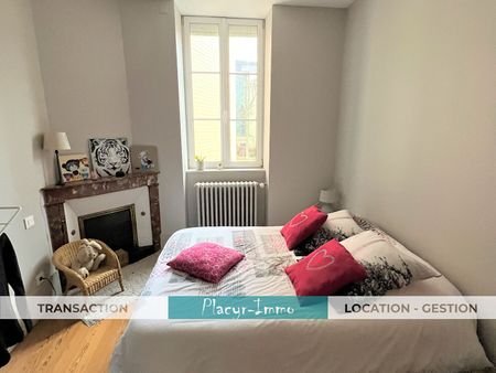 Location Appartement 4 pièces 143m² - Photo 4