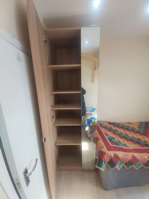 Room in a Shared House, Ilford, IG3 - Photo 1