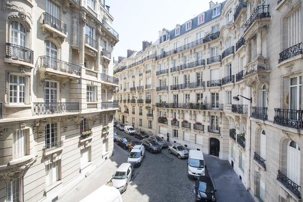Appartement à louer rue Georges Ville, Paris 16ème - Photo 1