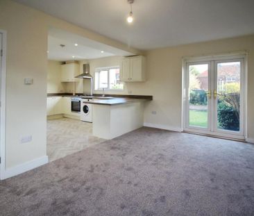 3 bedroom semi-detached house to rent - Photo 1