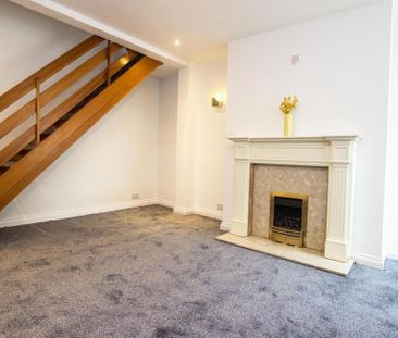 2 bedroom terraced house to rent - Photo 2