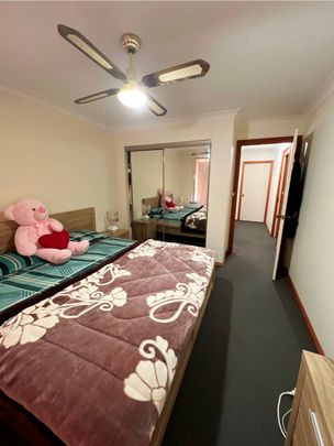 Spacious 2Bed Unit In East - Photo 1