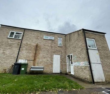 Eyrescroft, Bretton, PE3 - Photo 3