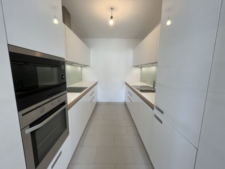 PALAIS HARDEGG: Großzügige 3-Zimmer-Dachgeschoßwohnung mit zwei Terrassen direkt an der Freyung - zu mieten in 1010 Wien - Photo 4