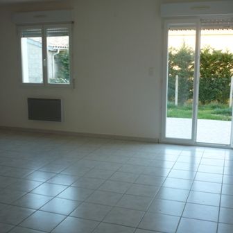 Location Maison 5 pièces 95m² - Photo 1