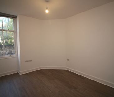 1 Bed Flat, Eyre Place, EH3 - Photo 3