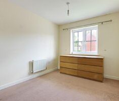 3 BEDROOM House - End Terrace - Photo 2